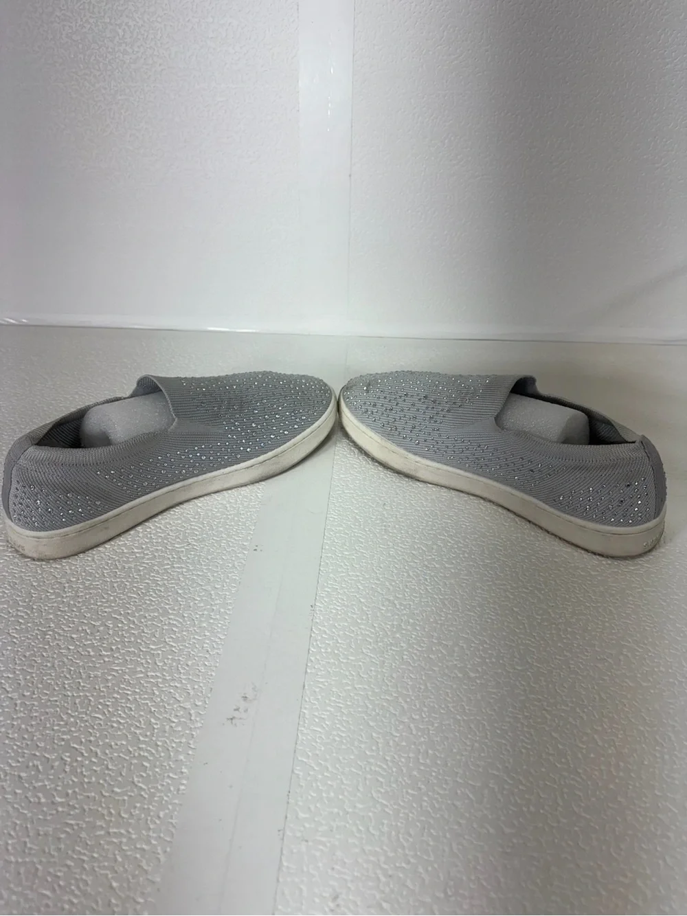 Skechers Silver Slip-On Sparkle Knit Sneakers s279